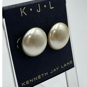 Kenneth Jay Lane KJL Silver Tone Round Faux Pearl Ivory Pierced Stud Earrings